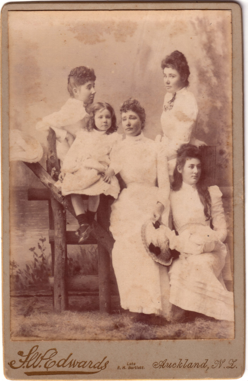 Sophia Kerr Taylor surrounded by four of her children, c. 1890s